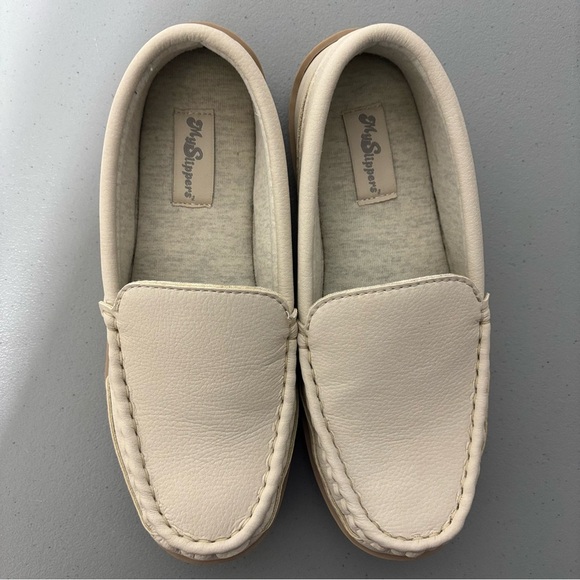 My Slippers by My Pillow Women's Moccasin Slip On Loafer Size 7 Leather Upper - Picture 3 of 9